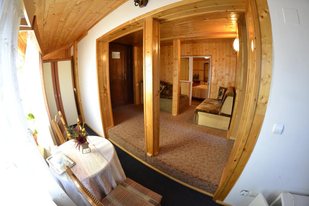 Pension Restaurant Speranta プレデアル エクステリア 写真